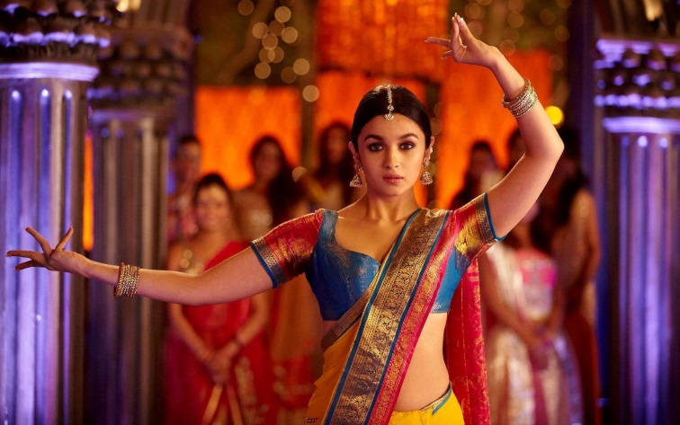 Alia Bhatt Dance Videos