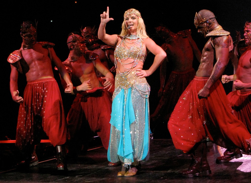 Shakira Bollywood Dance - Dance With Me India